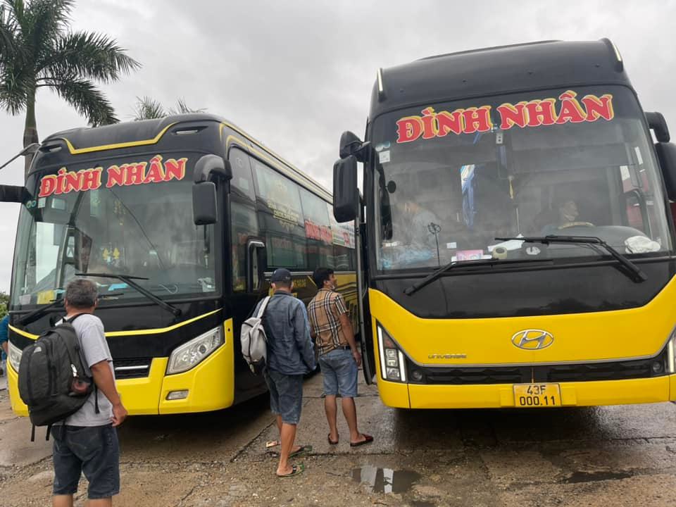 Nhà xe Đình Nhân